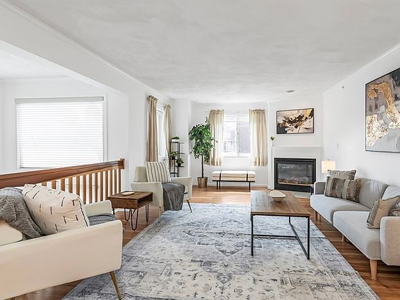 2nd image of 30 Cavendish Cir Unit 30