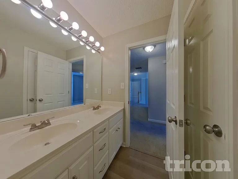4708 Tonkawa Bnd — Photo 6