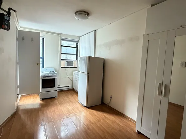 21 Essex Street image 1 of 7
