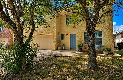 233 Brandons Way Photo 1