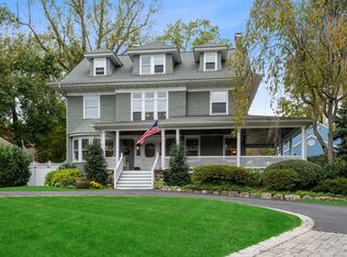 148 Montgomery Cir, New Rochelle, NY 10804