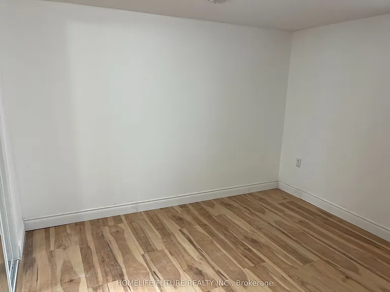 28 Raylawn Cres #BASEMENT — Photo 10