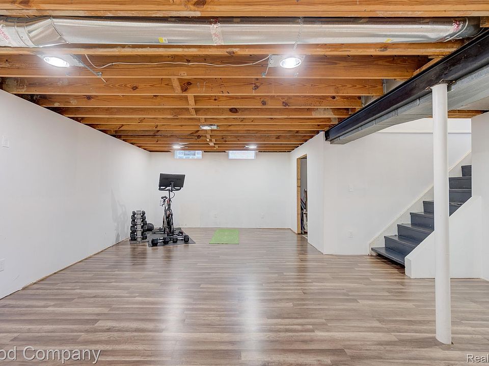 220 N Webik Ave, photo 28