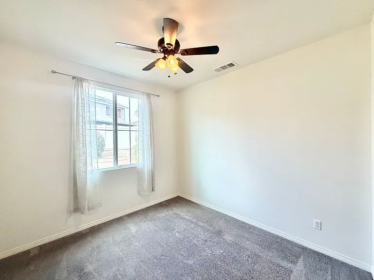 30136 Sutton Ct — Photo 16