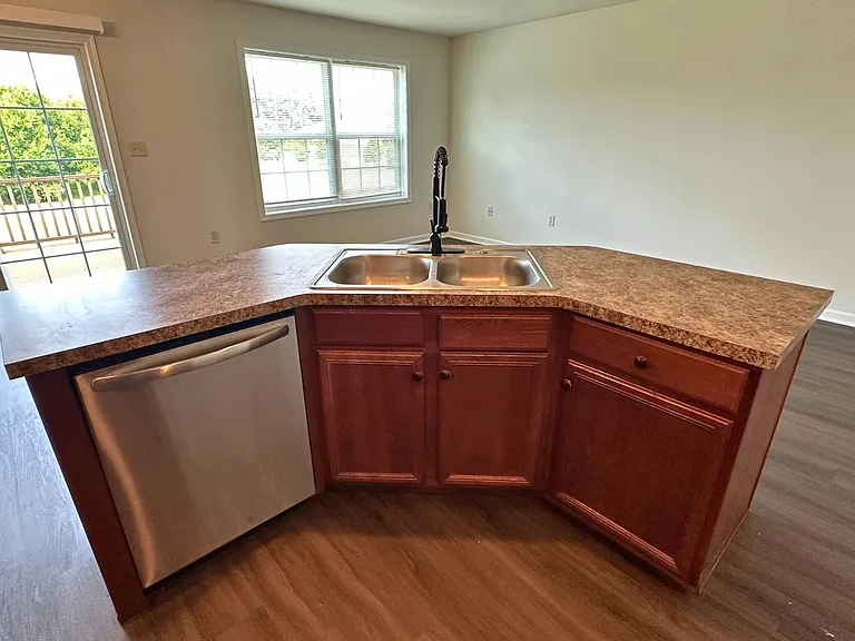 210 Mount Olive Ln — Photo 15