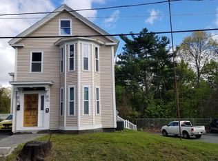 5 Robinson St, Lowell, MA 01852
