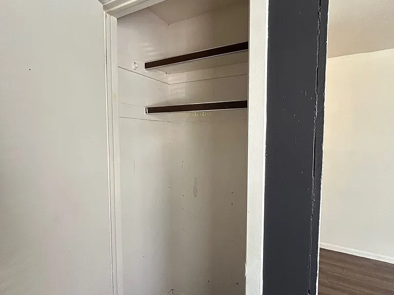 547 Poole Ave — Photo 7