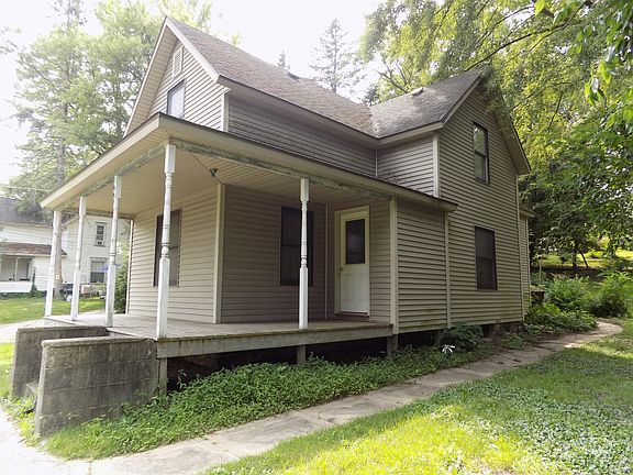 3rd image of 166 N West St