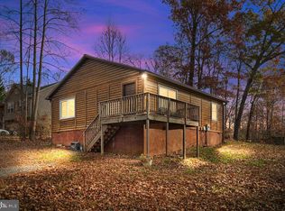 45 Hidden Lake Dr, Stafford, VA 22556