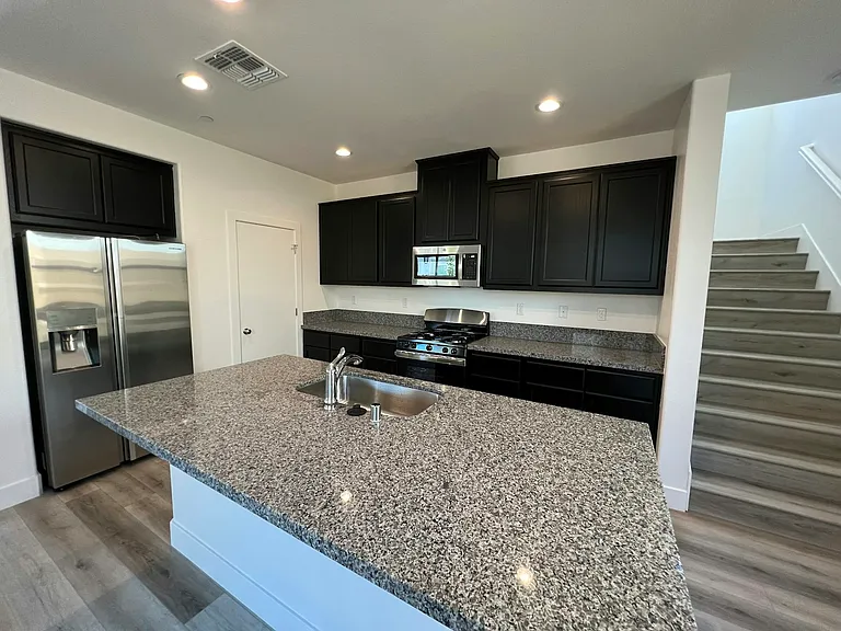 3512 Jeffrey Pine Ln — Photo 11