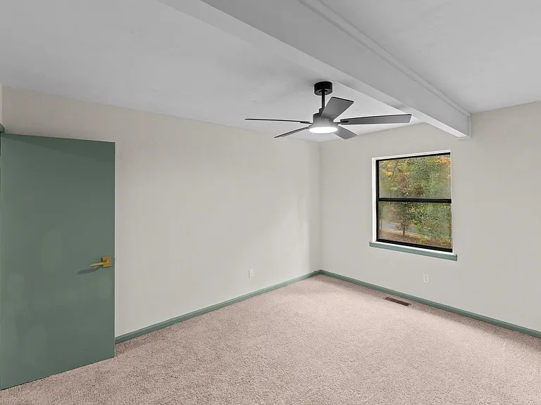 2066 Tallavana Trl — Photo 28