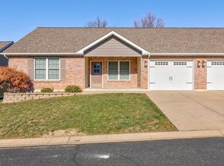 25 Pecan Tree Ln, Farmington, MO 63640