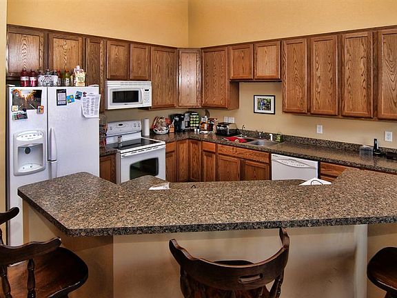 5th image of 2923 Wyndam Ct