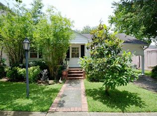 6632 Community Dr, Houston, TX 77005