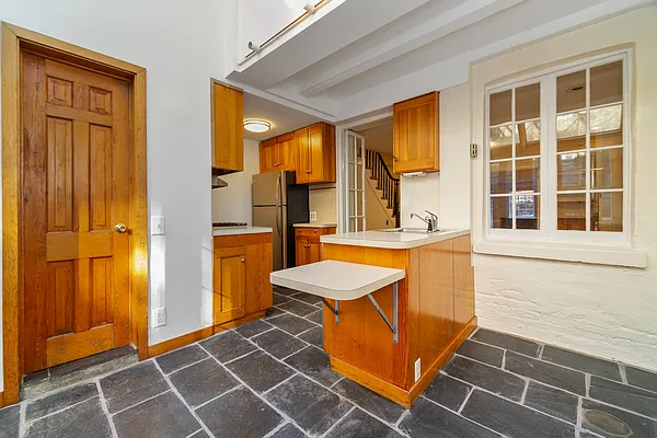 Rented by REAL New York | media 4