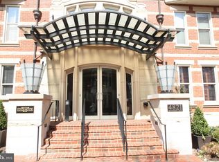 4821 Montgomery Ln APT 104, Bethesda, MD 20814