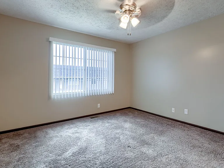 2644-48 W Timberlake Dr — Photo 23