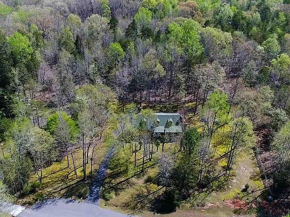 5th image of 156 Glenwood Ln