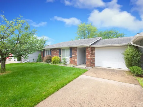 184 Newport Rd #B, Monroe Township, NJ 08831