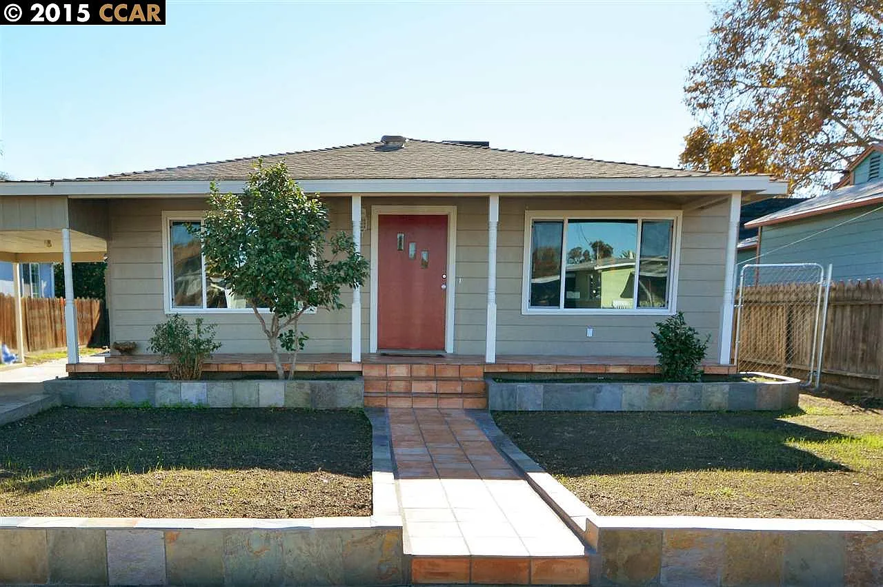 217 Lawton St photo 1