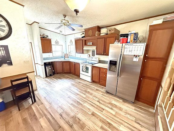 3rd image of 12451 NE 15TH ST