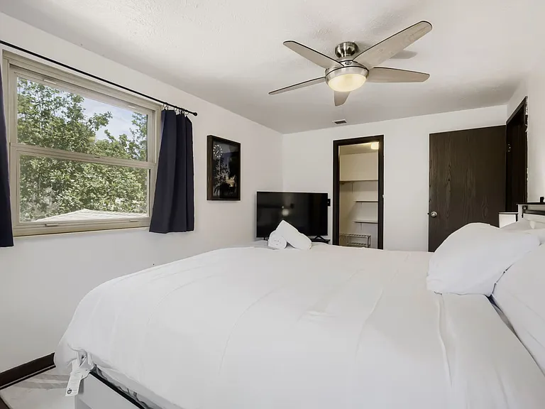 329 Chinook Ave — Photo 14