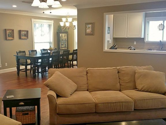 4th image of 104 Pinewood Dr