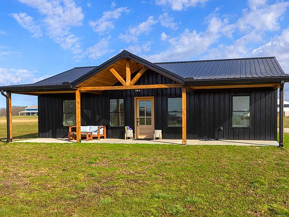 2nd image of 154 N Old Military Rd