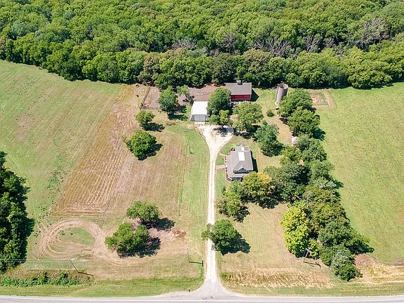 5th image of 3425 N Old Highway 81