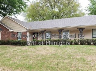 6403 Eastbrier Dr, Bartlett, TN 38135