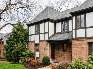 1616 Stone Mansion Dr, Sewickley, PA
