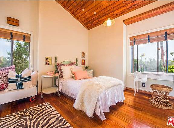 4th image of 2600 Abbot Kinney Blvd Unit 2