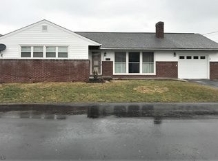 509 E Vondersmith Ave, Bedford, PA 15522