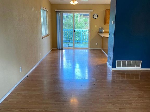 2nd image of 211 S Riverwood Ct