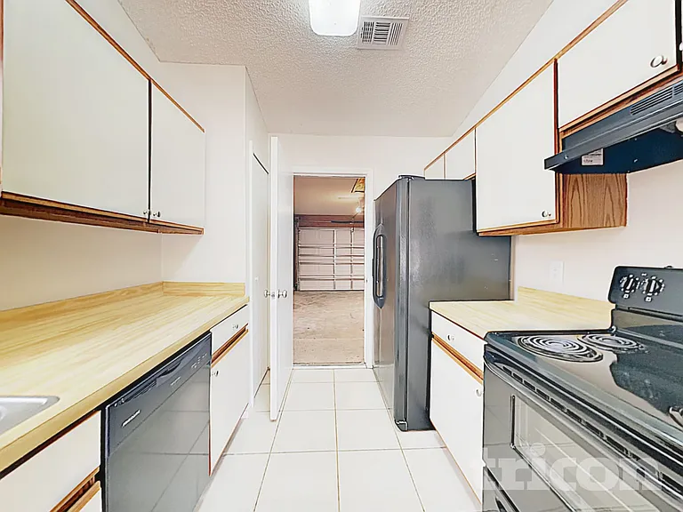 1865 Shannon Lake Dr — Photo 5