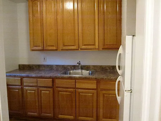 Rented by Five Star Realty Group | media 25