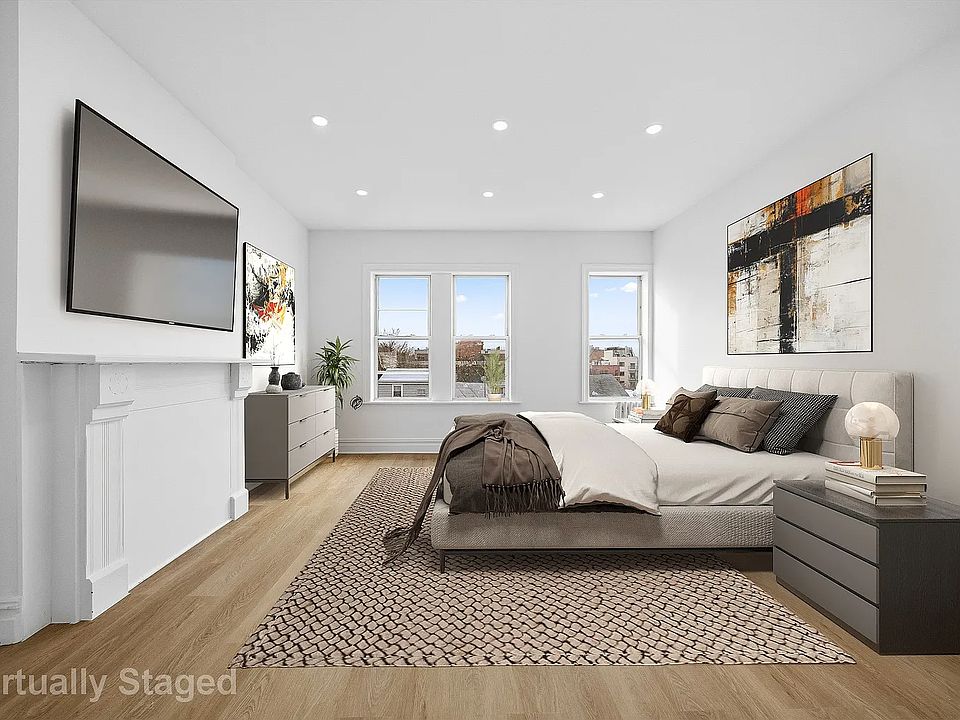 1st image of 207 18th St APT 1A