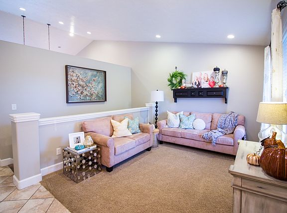 FORMAL LIVING ROOM