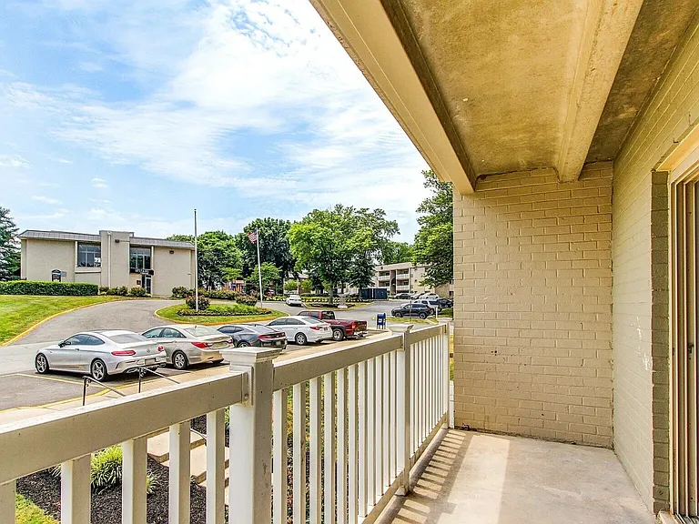 Henson Creek Apartment Homes — Photo 27