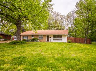 9 Kenwood Dr, Hazelwood, MO