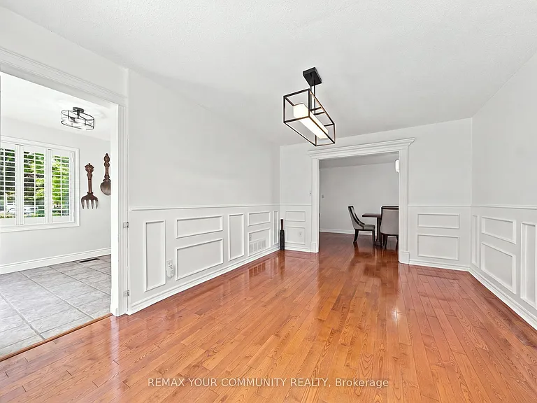 1544 Greenbriar Dr — Photo 14