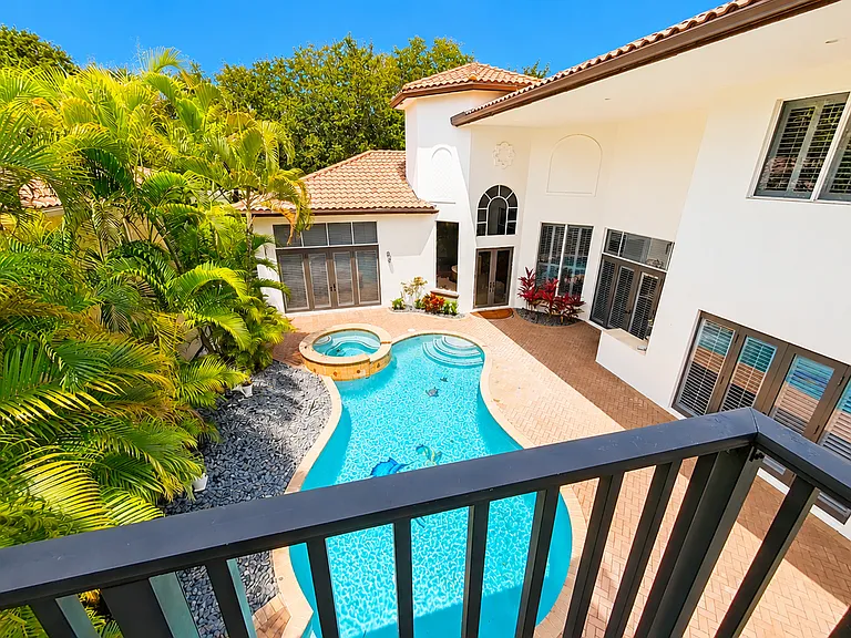 17550 Circle Pond Ct — Photo 33