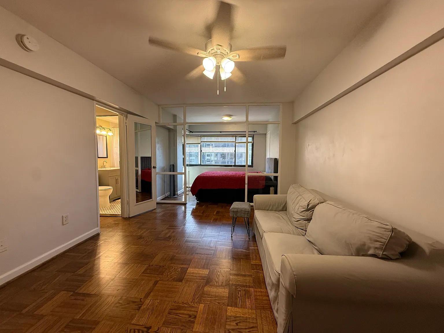 Studio, 409 sqft, $1,800 — Photo 2