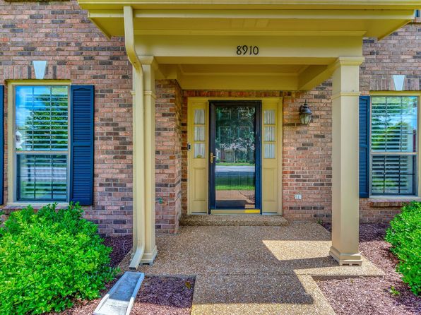 8910 Sawyer Brown Rd, Nashville, TN 37221