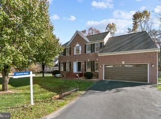 5024 Queensbury Cir, Fredericksburg, VA 22408