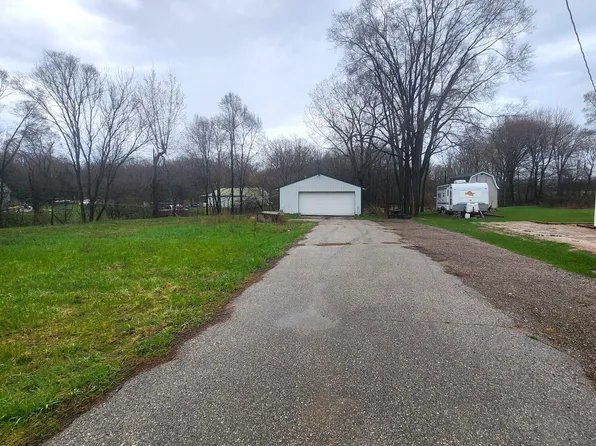 1491 S Leaton Rd, Mount Pleasant, MI 48858