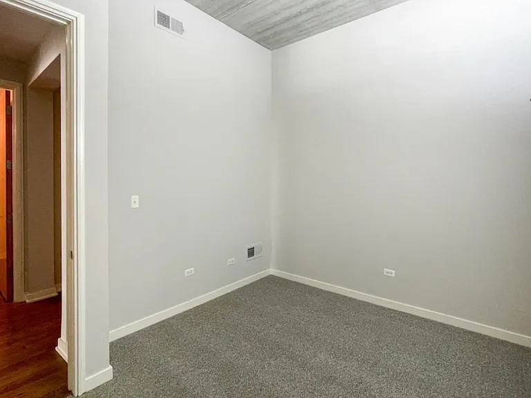 5430 N Sheridan Rd #805 — Photo 13