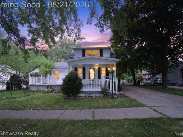 430 Power St, Fowlerville, MI 48836