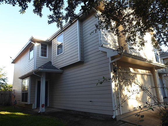 3rd image of 14411 Rosehedge Ct