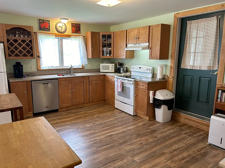 1667 Shadow Lake Rd — Photo 6